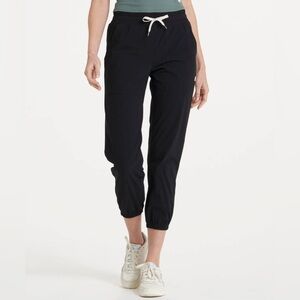 NWT Vuori Miles Joggers